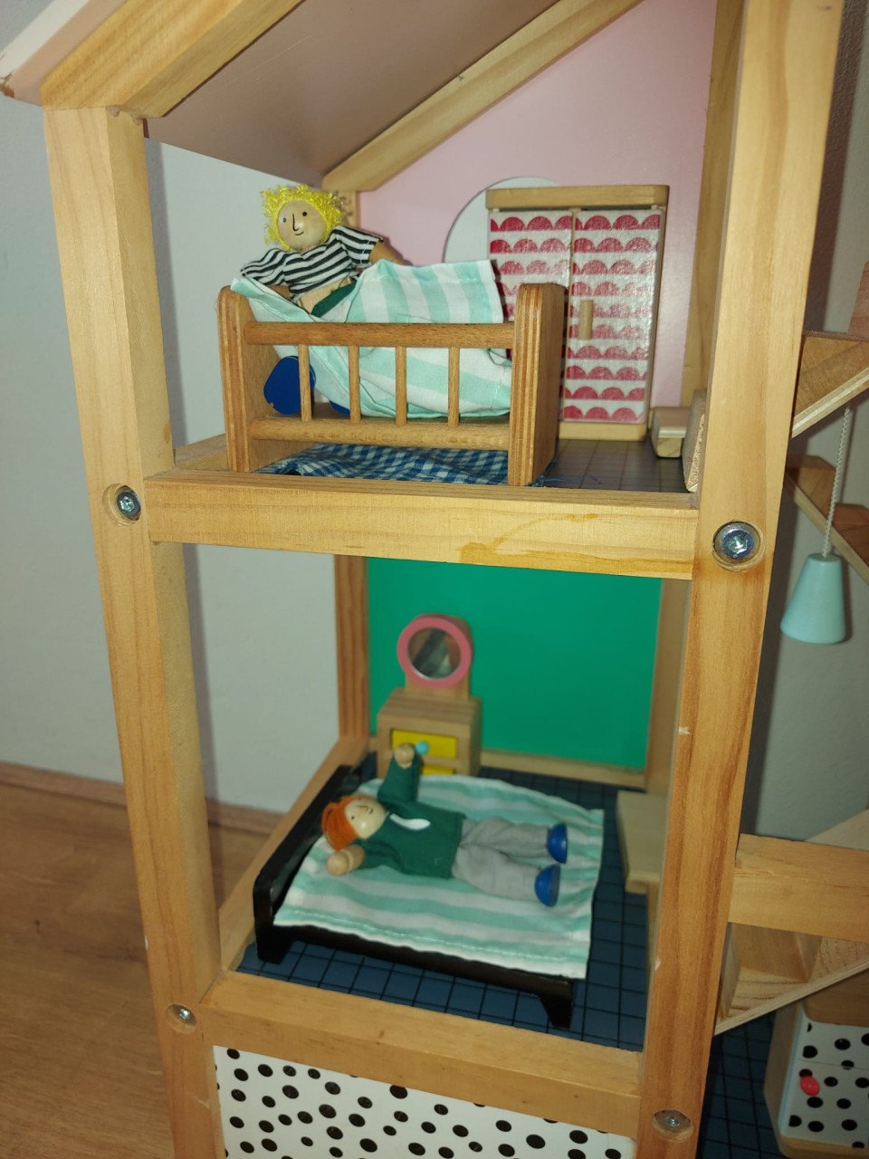 Z.g.a.n. houten HEMA poppenhuis incl. interieur en poppetjes