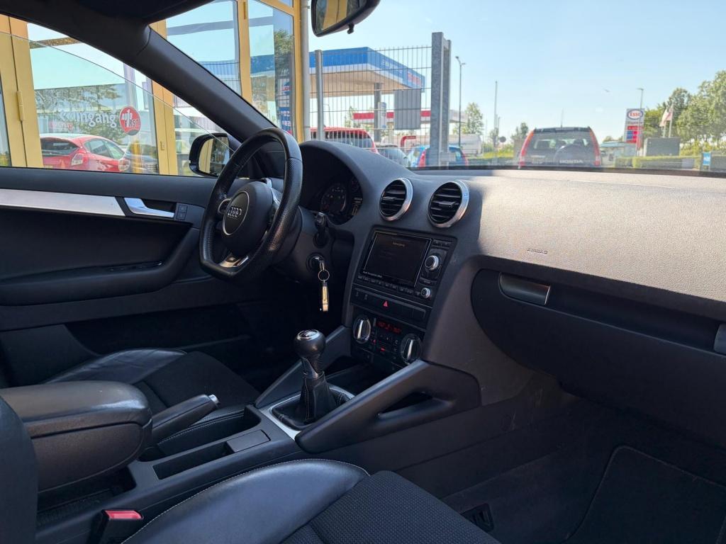 Audi A3 sportback 1.2 tfsi amb. pl.s.