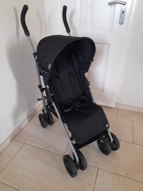 Nette buggy (in goede staat )