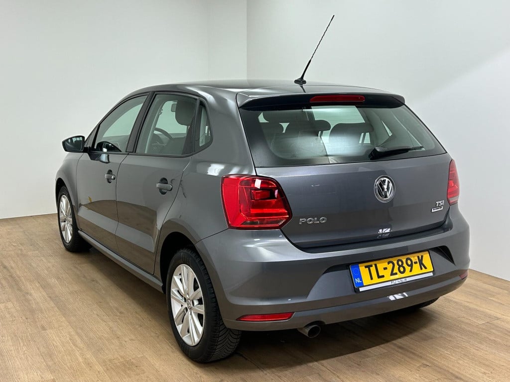 Volkswagen Polo occasion 1.2 tsi highline met airco en leuke velgen | tweed