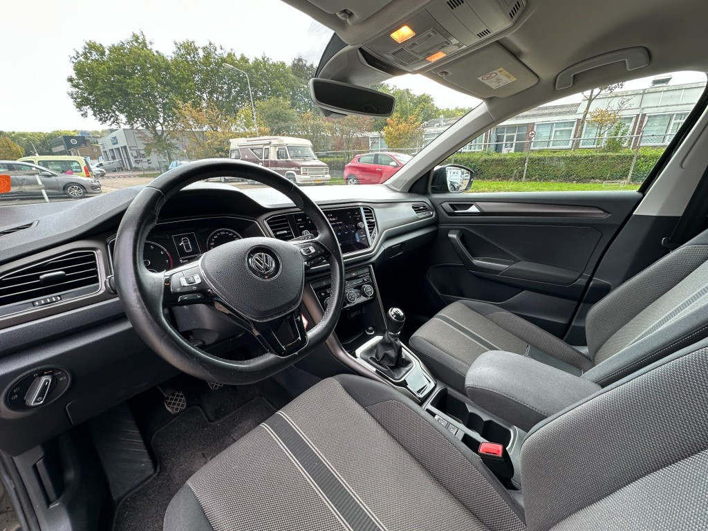Volkswagen T-roc 1.0 tsi style 1e eigenaar carplay dab+ pdc v+a