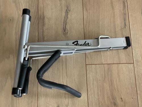 Vintage/nostalgische FENDER gitaar stand
