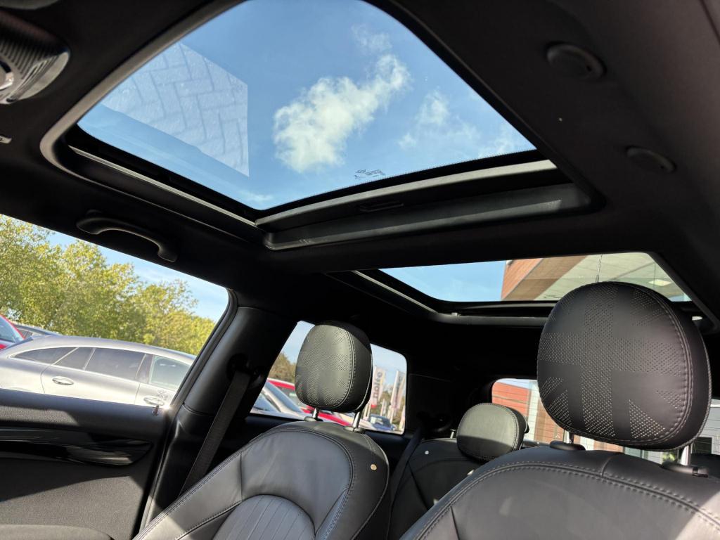 Mini Electric yours 33 kwh soh 97%
