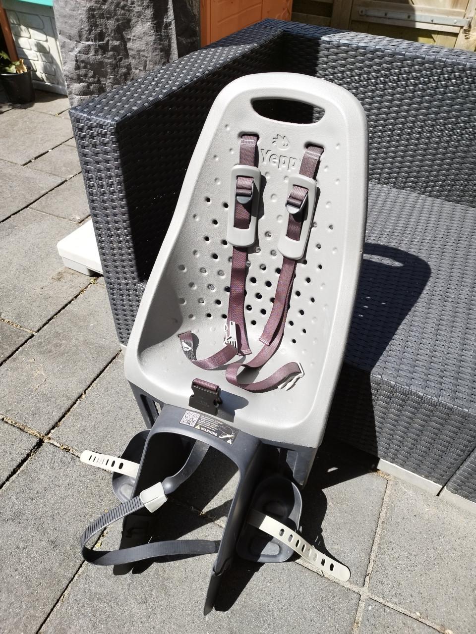 Yepp maxi fietsstoeltje met bagagedrageradaptor