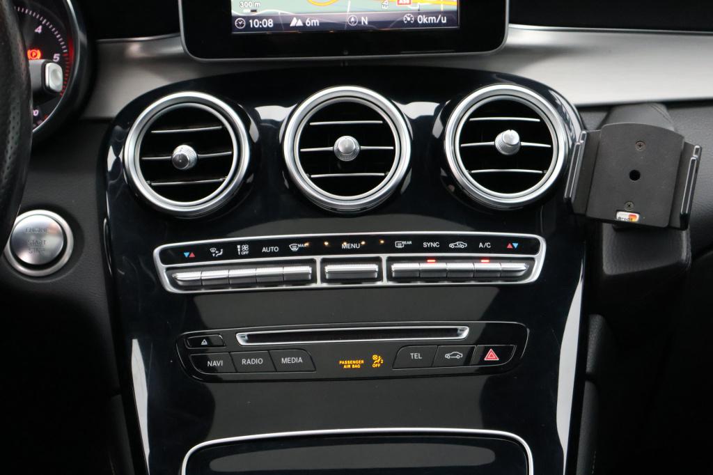 Mercedes-Benz Glc 250 d 4matic amg l panoramadak l trekhaak l stoelverwarmi