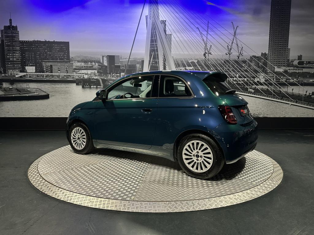 Fiat 500 icon 42 kwh *carplay*camera*