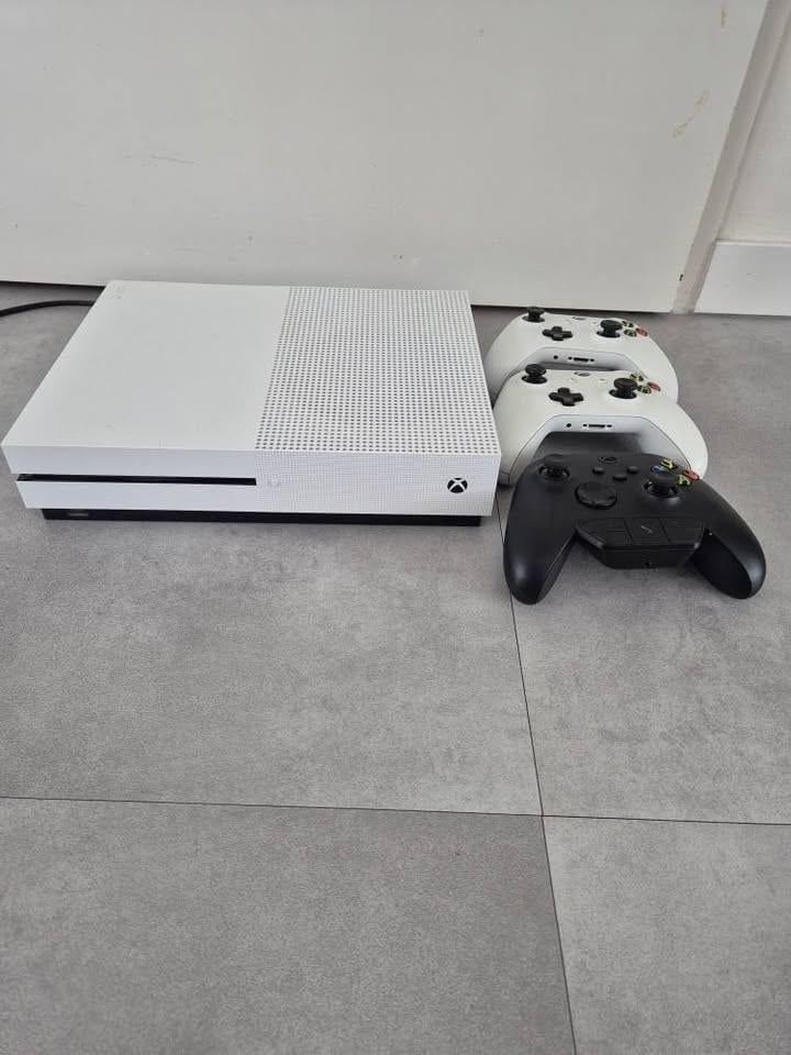 Xbox One S
