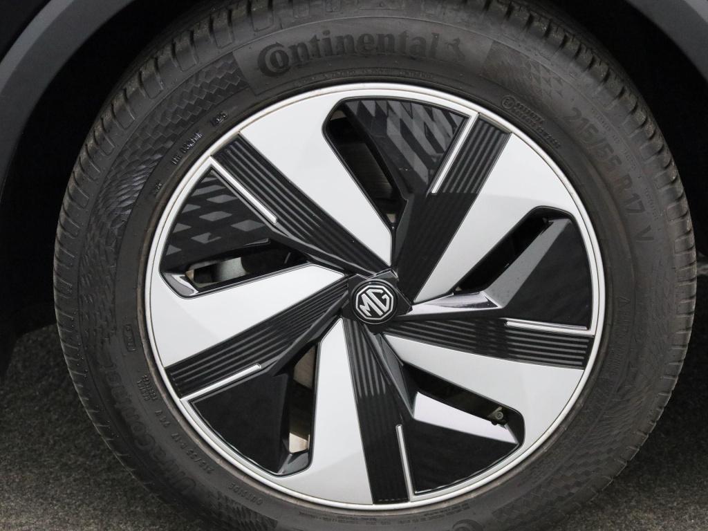 MG Zs Ev standard range luxury 50 kwh