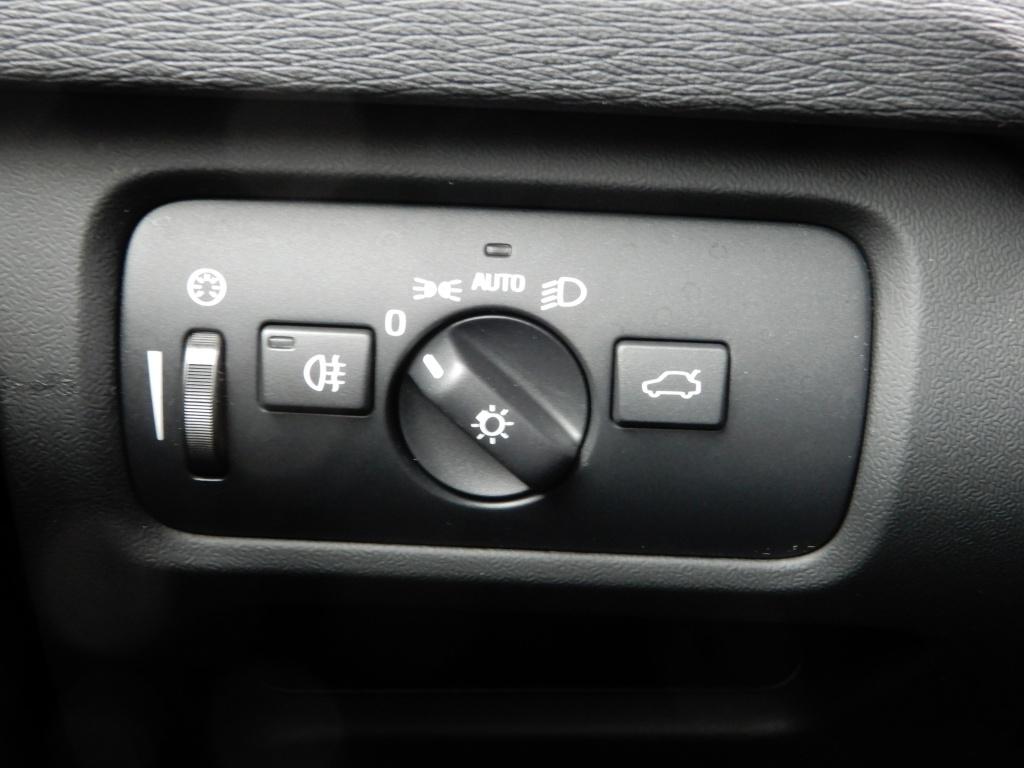 Volvo V40 cross country 1.5 t3 nordic+ | nl auto | lage km stand | dealer o