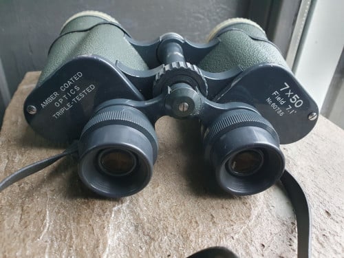 Leuke antieke groen legeren verrekijker van het merk Amber optic...