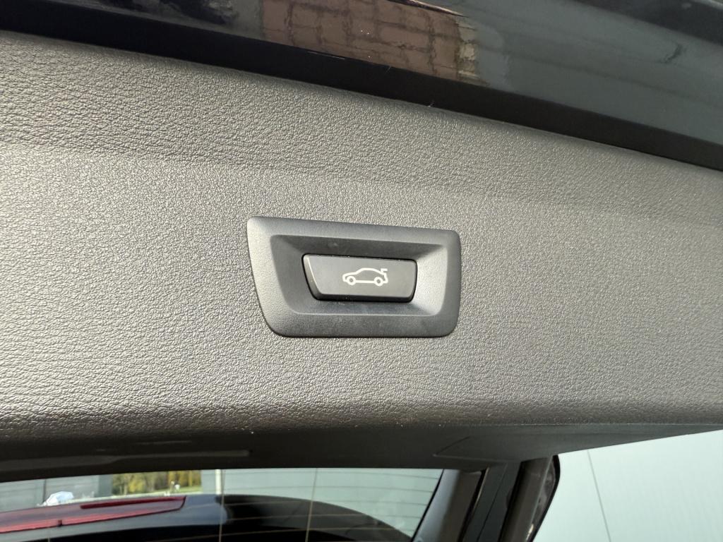 BMW X1 sdrive18i automaat high executive m-sportpakket