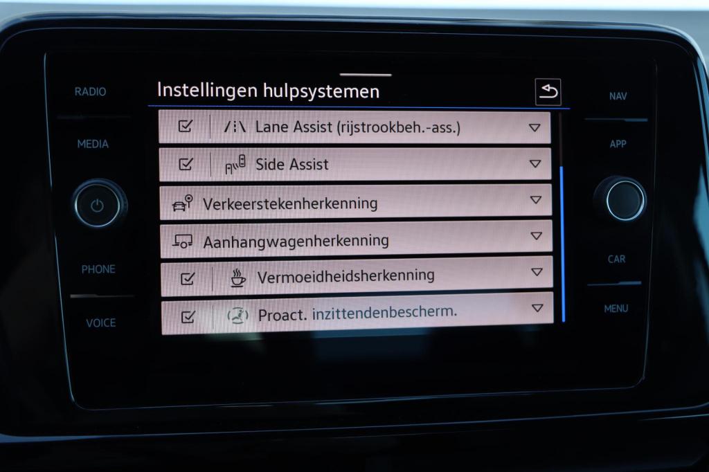 Volkswagen T-roc cabrio 1.5 tsi r-line black style 150pk dsg7