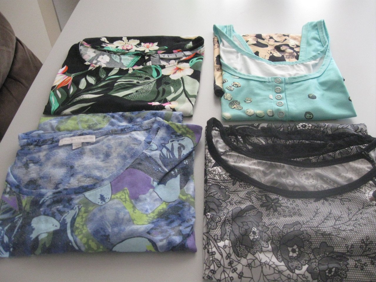 8 Verschillende dames kleding