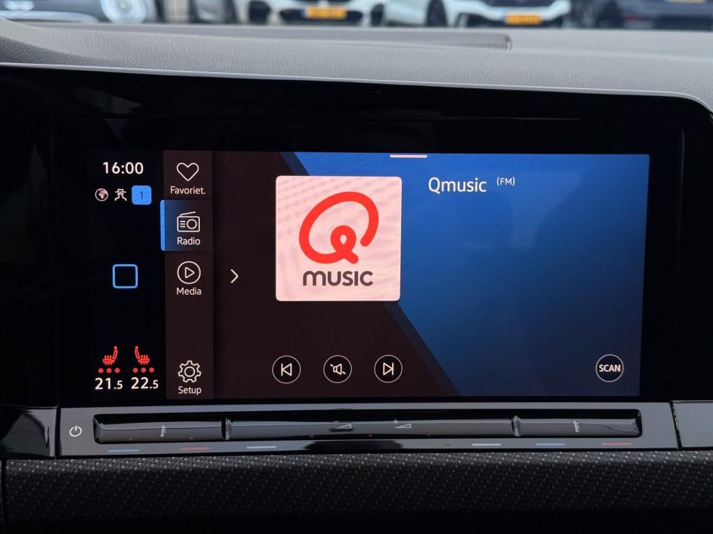 Volkswagen Golf 2.0 tsi r 4motion | pano | harman / kardon | stage 1+ 380pk