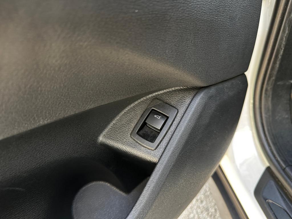 BMW X1 s drive 18i leder | navi | 17" lm