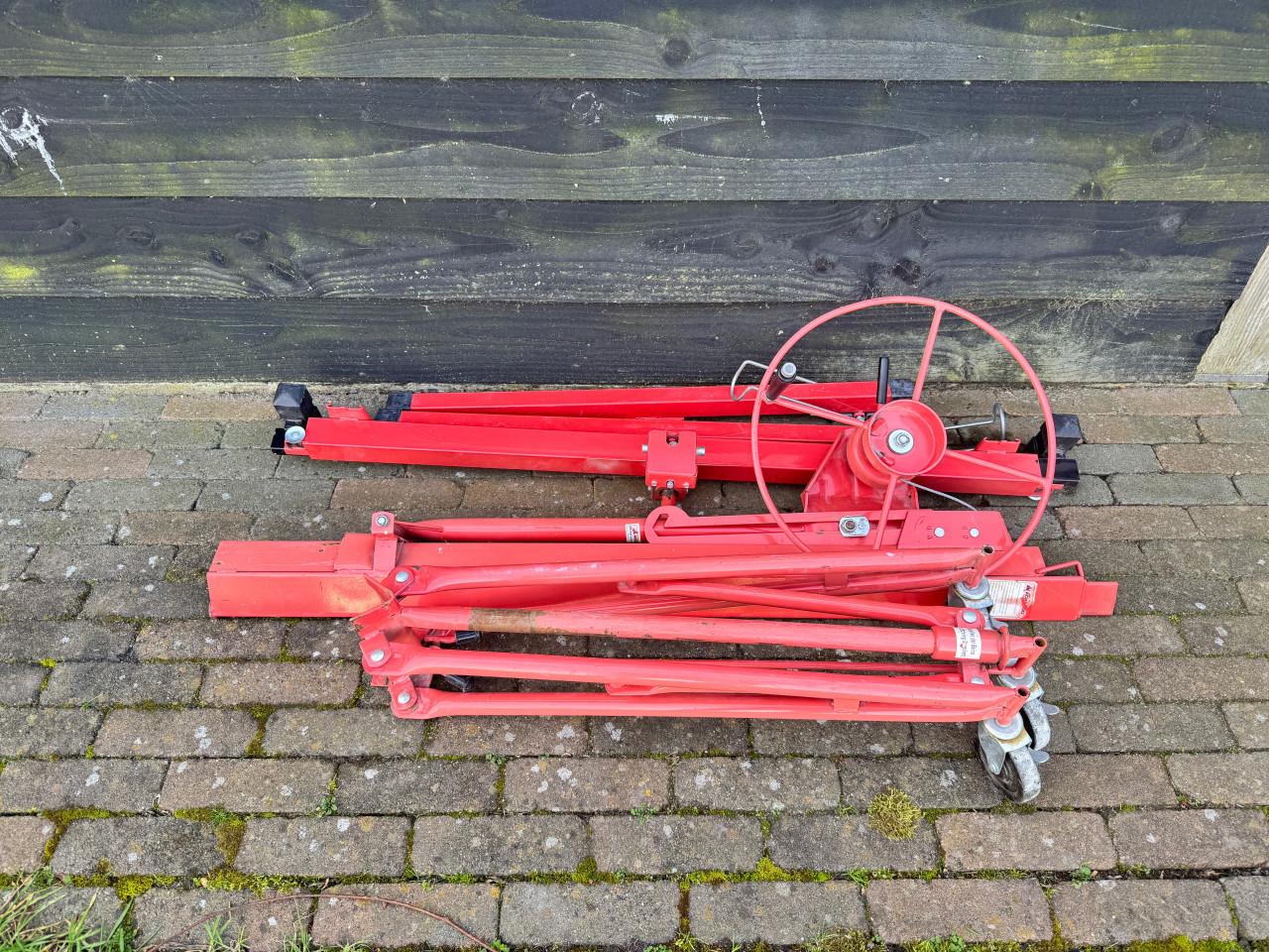 Gipsplaat lift te huur