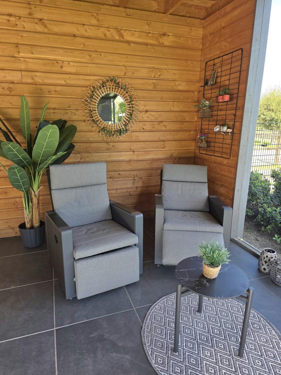 2 Tuin relaxstoelen