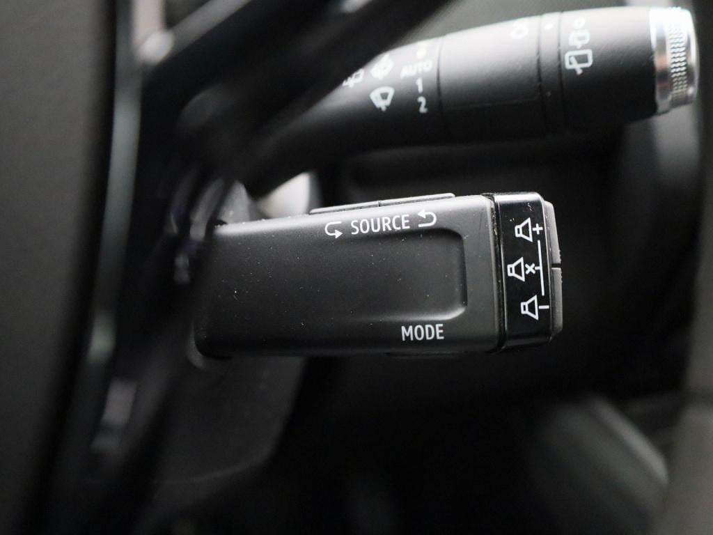 Renault Zoe r110 life 52 kwh | automaat | navigatie | airco | parkeer senso