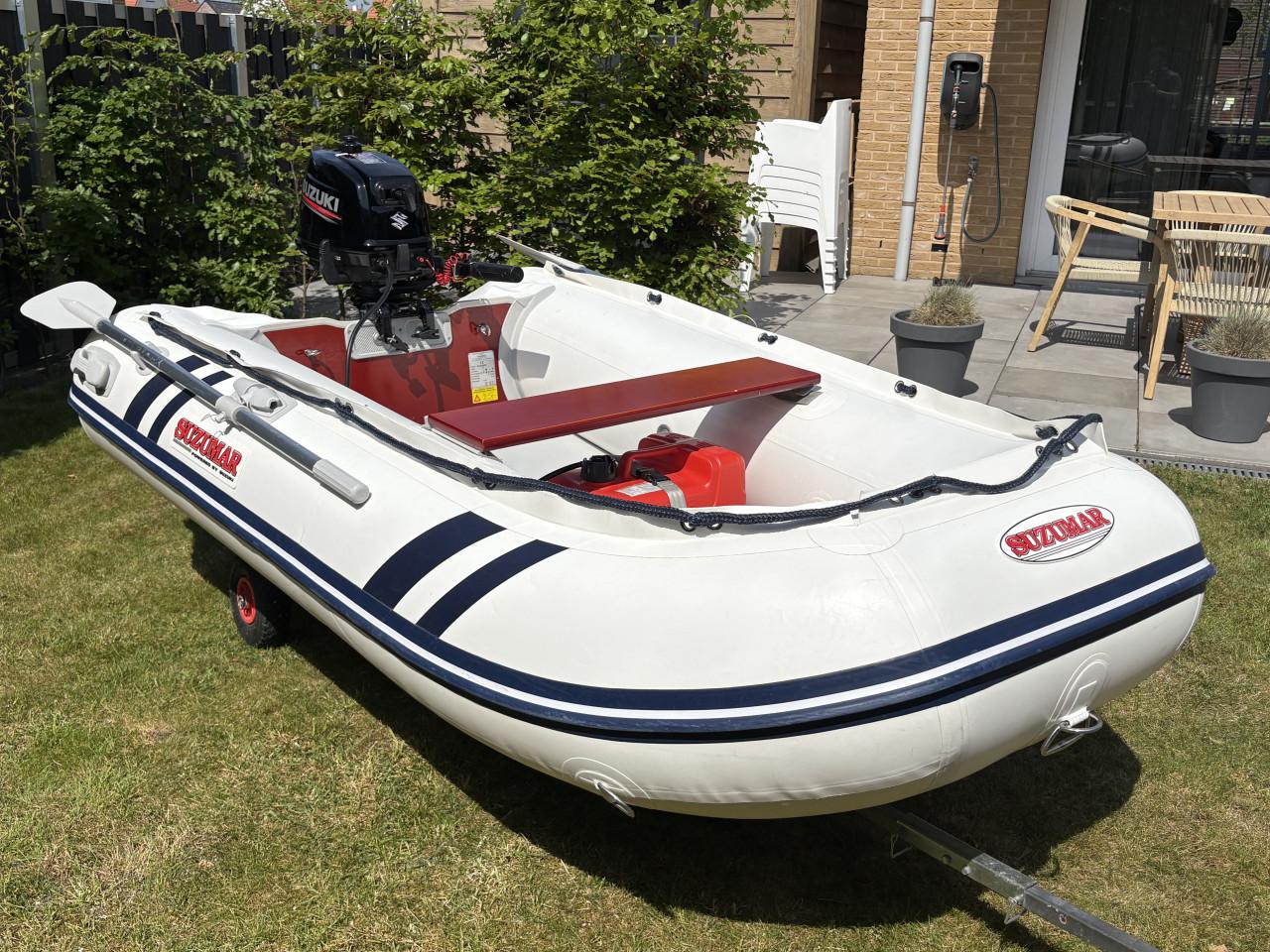 Rubberboot Suzumar 265 met Suzuki 6pk buitenboordmotor