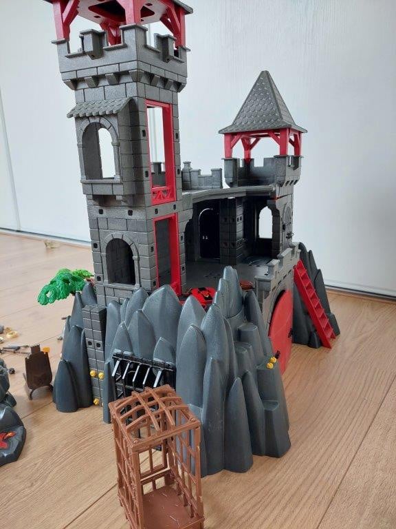 Playmobil draken kasteel en ridders