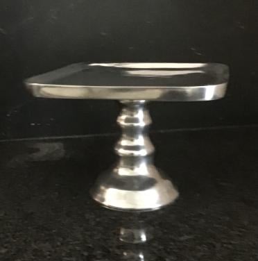 Serveerplateau zilverkleurig.