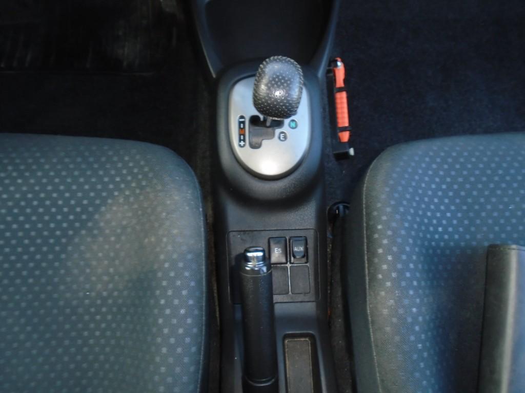 Toyota Yaris 1.3 vvti dynamic
