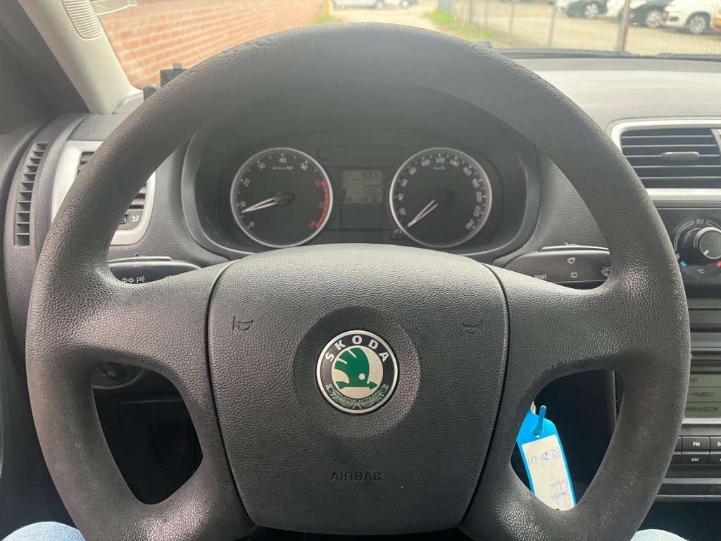 Skoda Fabia combi 1.6-16v ambiente | airco