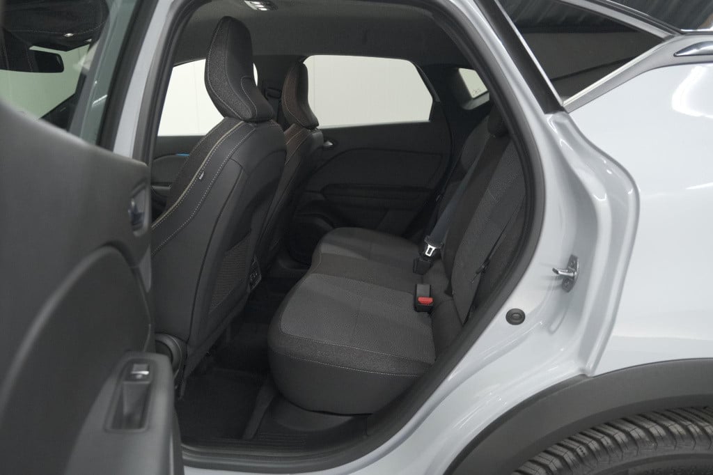 Renault Captur tce 90 techno | nieuw model | camera | harman kardon | apple