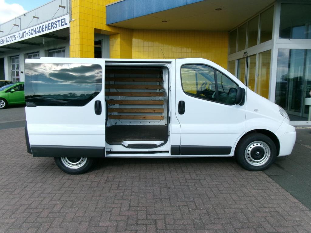 Renault Trafic 2.0 dci airco, navi, cruise-contr., pdc