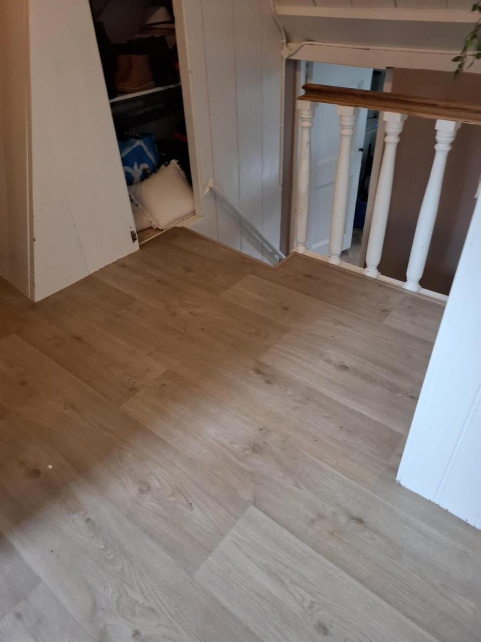 Laminaat vloeren, Raamdecoratie, Tapijt en vinyl