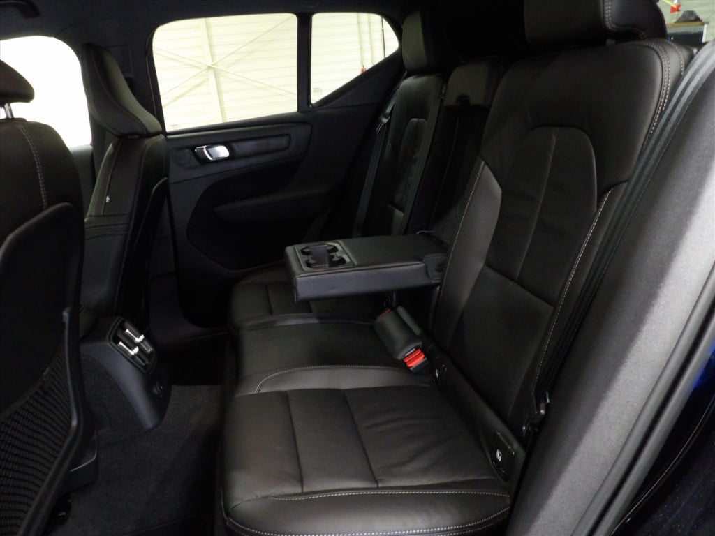 Volvo XC40 t4 twin engine 211pk geartronic r-design
