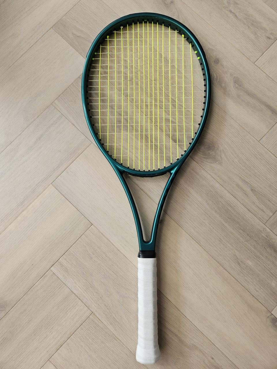 Wilson Blade 98 Pro V9 16x19 in perfecte staat! L2