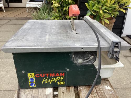 Tegelzaagmachine