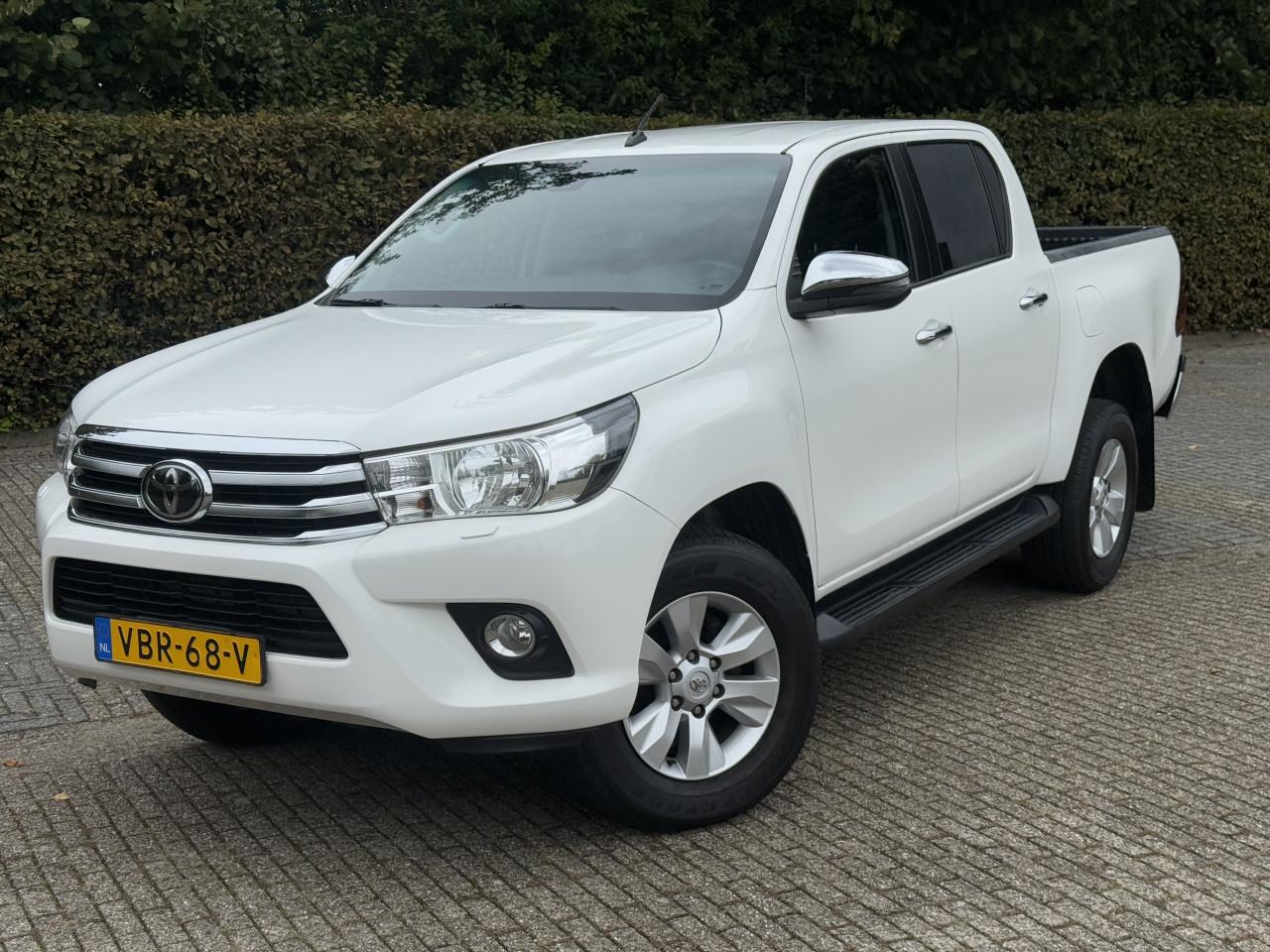 Toyota HiLux - 2.4 D-4D Cool Comfort Double Cab Automaat| BTW | Camera |