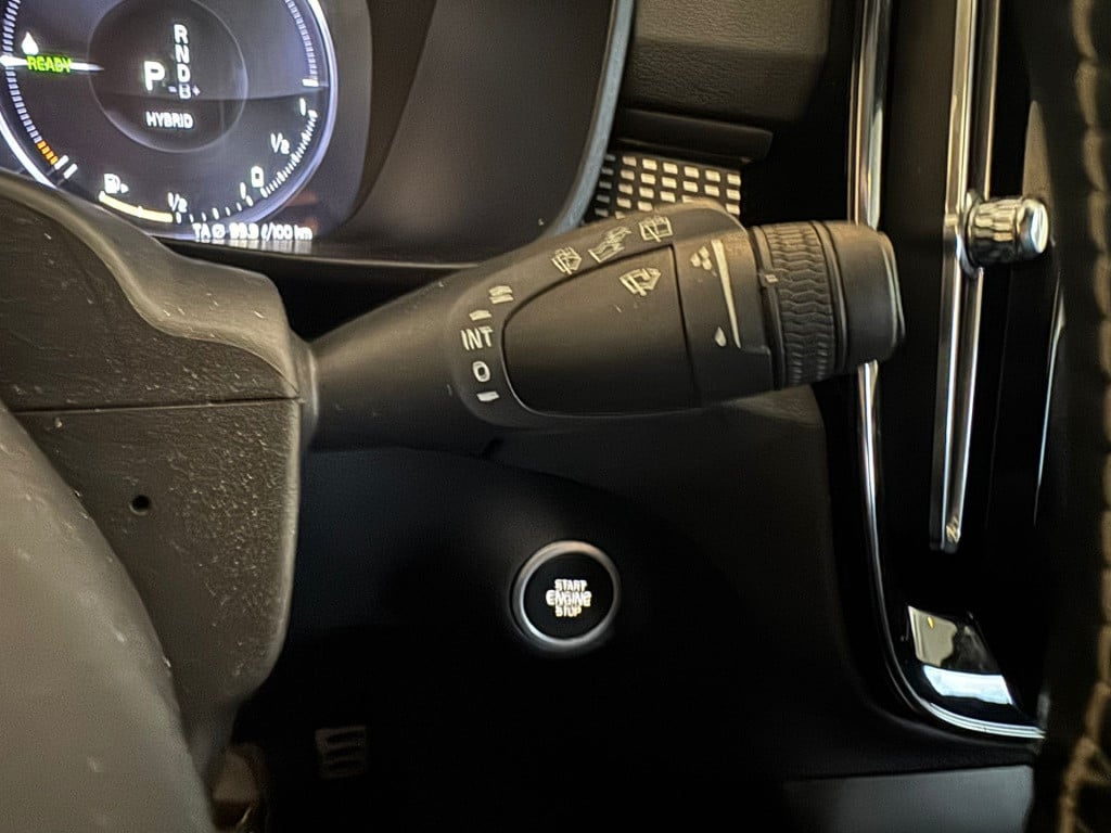 Volvo XC40 1.5 t5 twin engine r-design