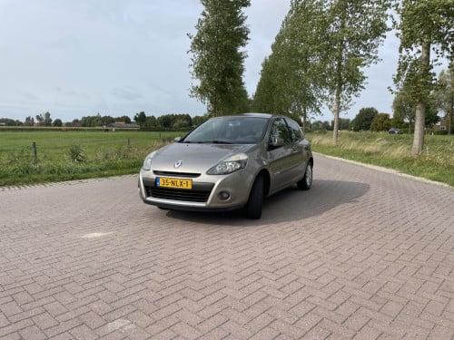 Renault Clio 1.2 Collection | 2010 | 120.000 km | €4.000