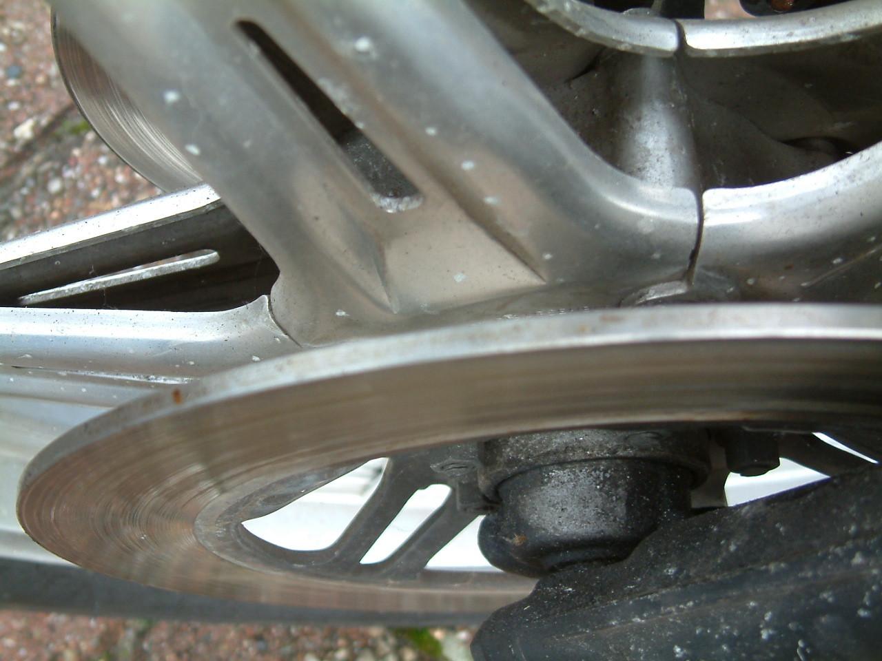 Gestrand project -- goede motor  draaiend ook nog blok delen koppeling  enz