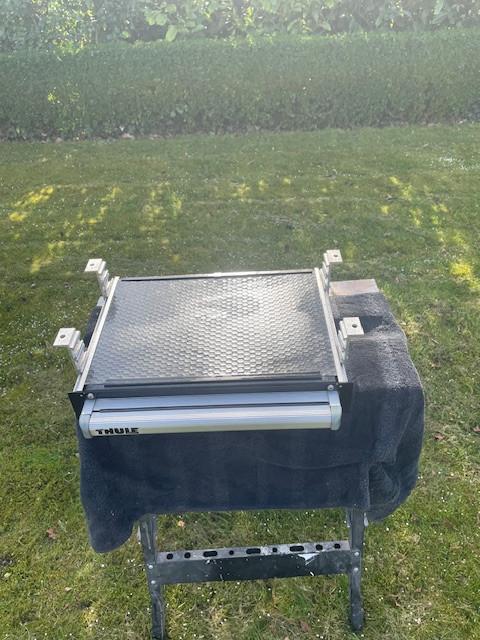 Thule, uitschuifbare opstapje camper/caravan
