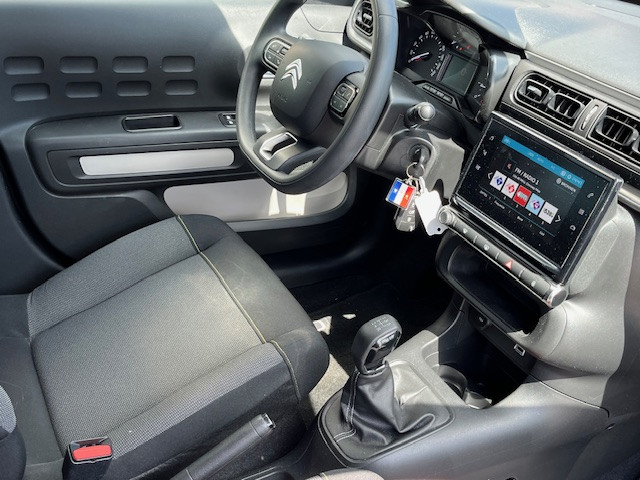 Citroen C3 1.2 puretech 82pk s&s feel edition | kleurnavigatietomtom | blue