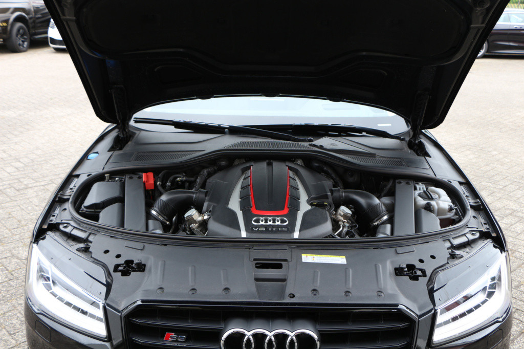 Audi S8 4.0 tfsi s8 plus quattro *keramisch *design selection