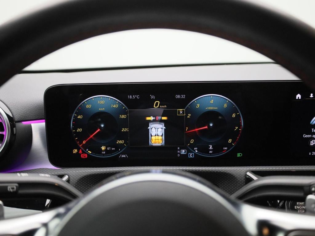 Mercedes-Benz A-Klasse 180 business solution amg | automaat | navigatie | s