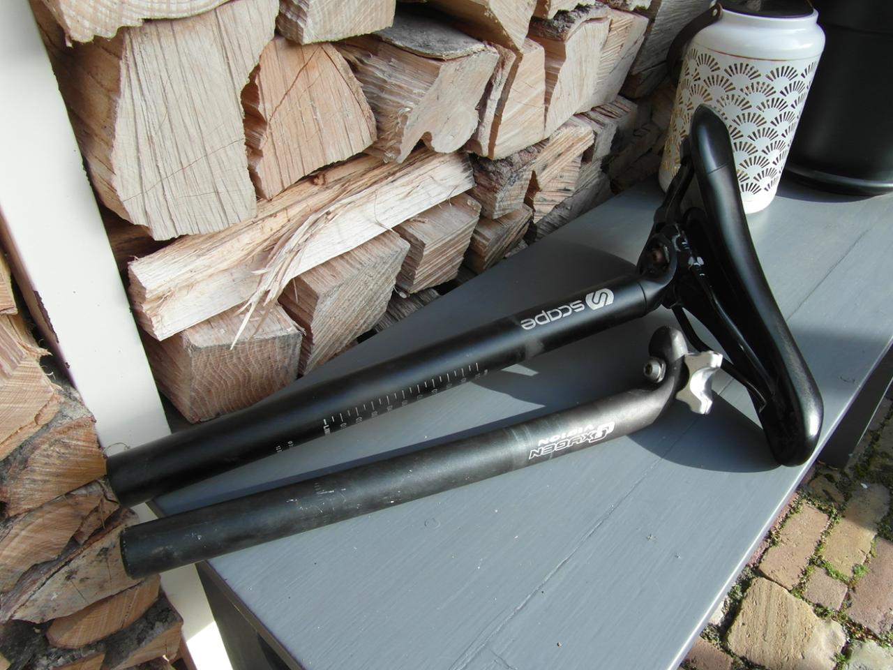 BBB Spectrum fietszadel 155 mm met zadelpen.