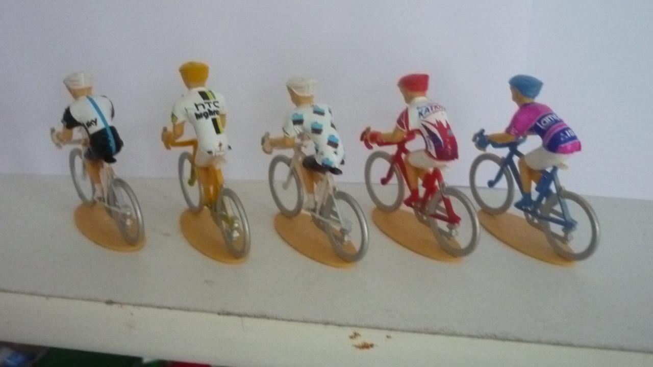 Wielrennen 5 verschillende miniatuur wielrennertjes 6 cm