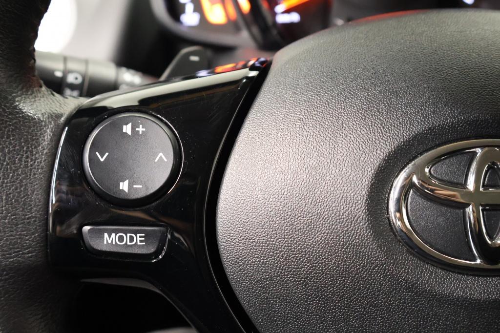 Toyota Aygo 1.0 vvt-i x-joy automaat