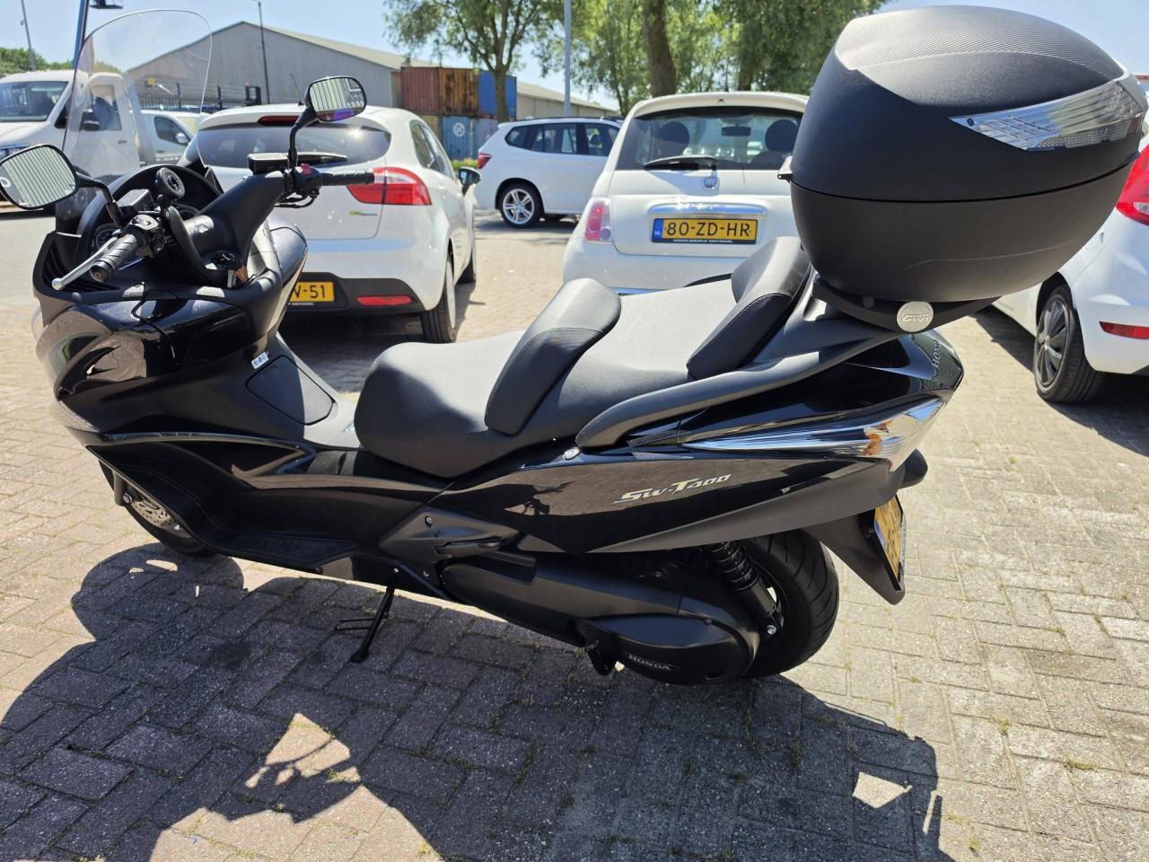Honda Silver Wing SWT 400