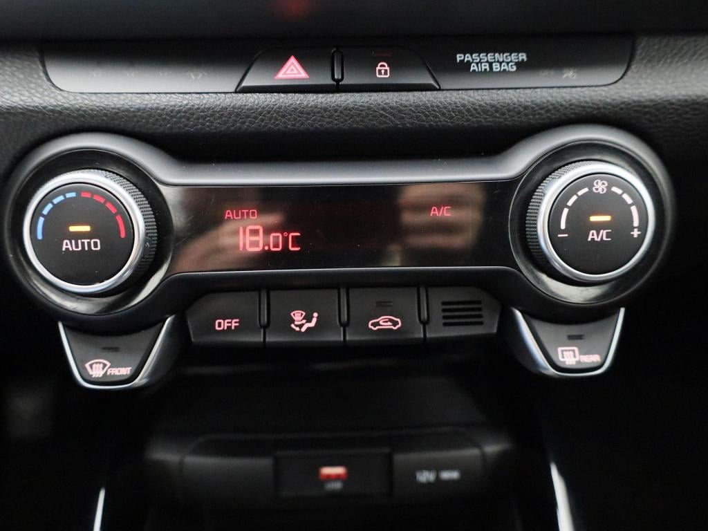 Kia Stonic 1.0 t-gdi mhev dynamicline | apple carplay / android auto | park