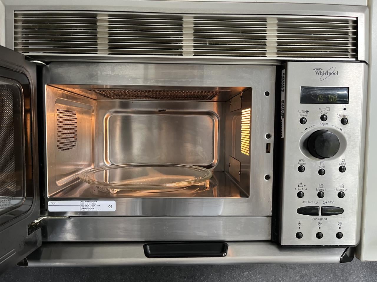 Whirlpool Magnetron + geïntegreerde afzuigkap