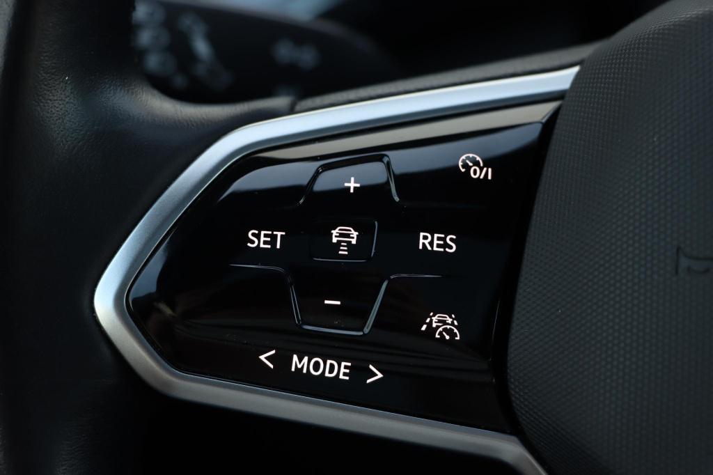 Volkswagen Id.4 first max 77 kwh | soh 92% |