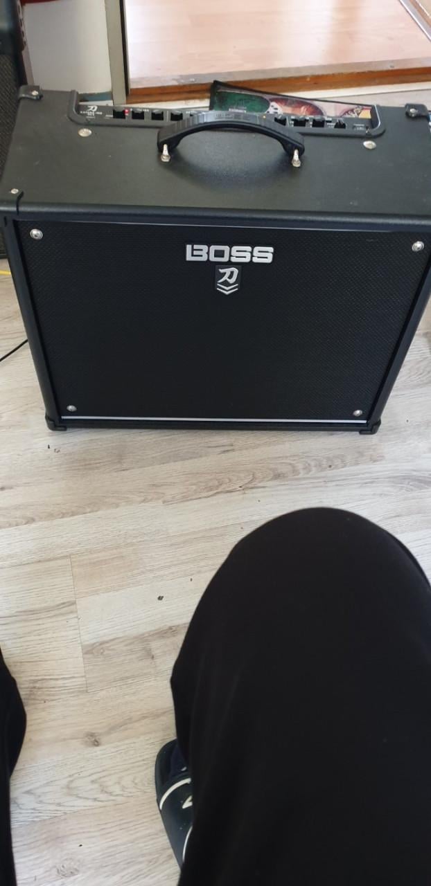 Boss Katana MK2 instelbaar van 0,5-50 -100 watt