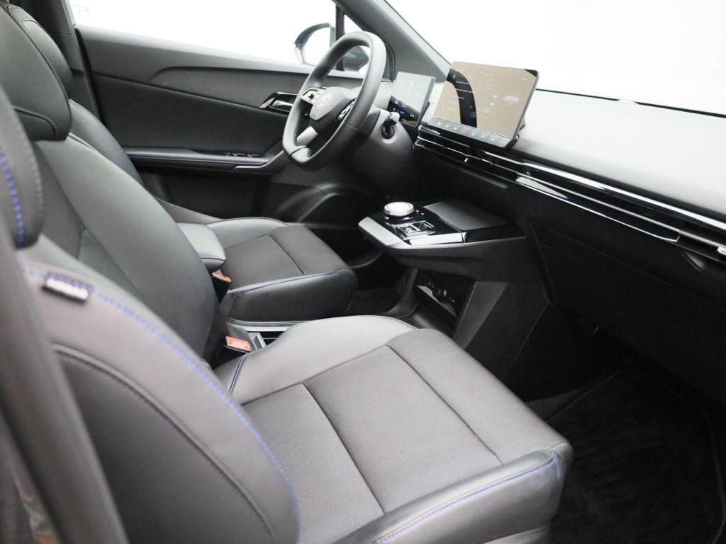 MG Mg4 64 kwh luxury